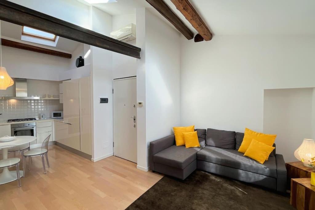 Apartmán Casa Moira - Affitti Brevi Italia Lecco Exteriér fotografie